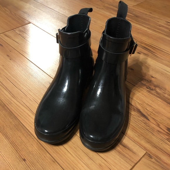 hunter quilted gloss chelsea boots